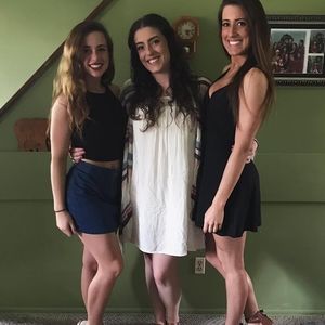 Meet your Posher, Alexia